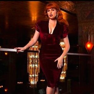Pinup Girl Clothing Laura Byrnes California Zelda Dress in Wine Velvet Sz S NWT